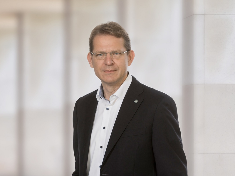 Dr. Gunther K. Weiß erneut zum Vorstand der RHÖN-KLINIKUM AG und Vorsitzenden der Geschäftsführung des UKGM bestellt - Foto: presseportal.de