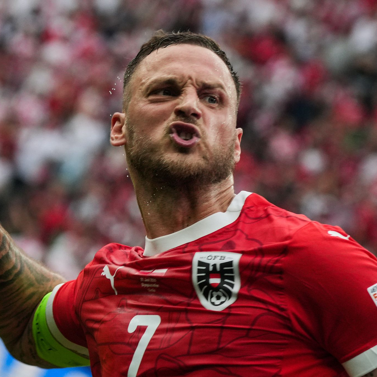 Österreichs Marko Arnautovic feiert sein Tor zum 3:1. - Foto: Sören Stache/dpa
