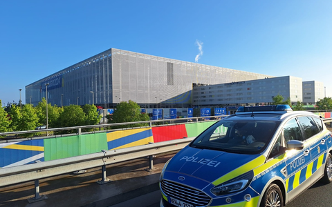 POL-D: UEFA EURO 2024 - Nach zweitem Spiel in Düsseldorf - Einsatzleiter zieht wieder positive Bilanz - Ausgelassene Stimmung trotz regnerischem Wetter - Foto: presseportal.de