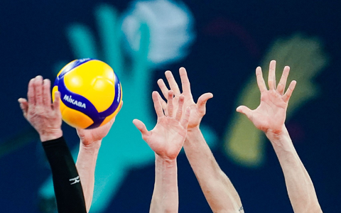 Der Olympia-Formtest für die deutschen Volleyballer ging gründlich schief. - Foto: Uwe Anspach/dpa
