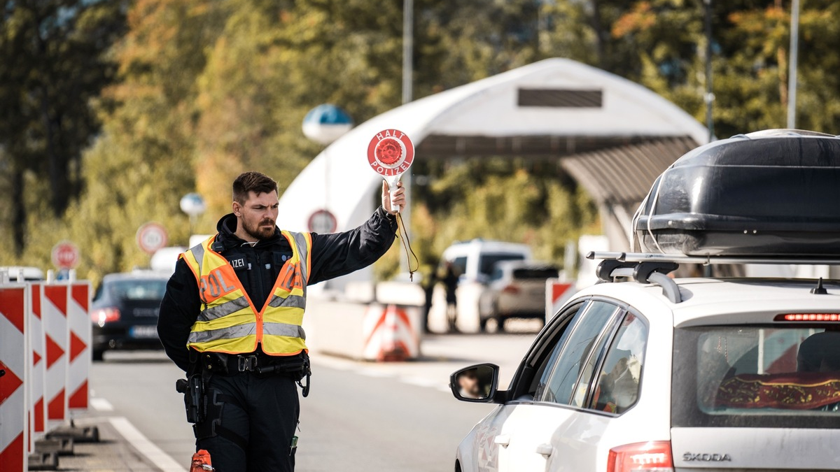 Bundespolizeidirektion München: Unerlaubte Einreisen in Bayern Januar - Mai 2024 / Bundespolizeidirektion München zeigt mehr als 8.000 illegale Grenzübertritte an - Foto: presseportal.de