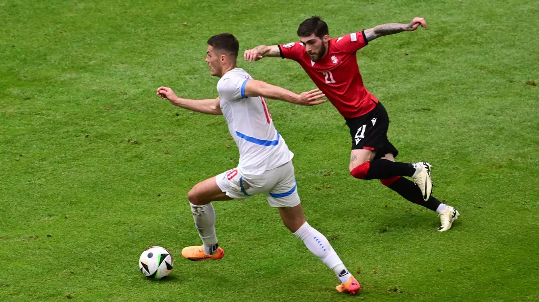 Die Georgier holten den ersten Punkt bei einem großen Fußball-Turnier. - Bild: Sina Schuldt/dpa