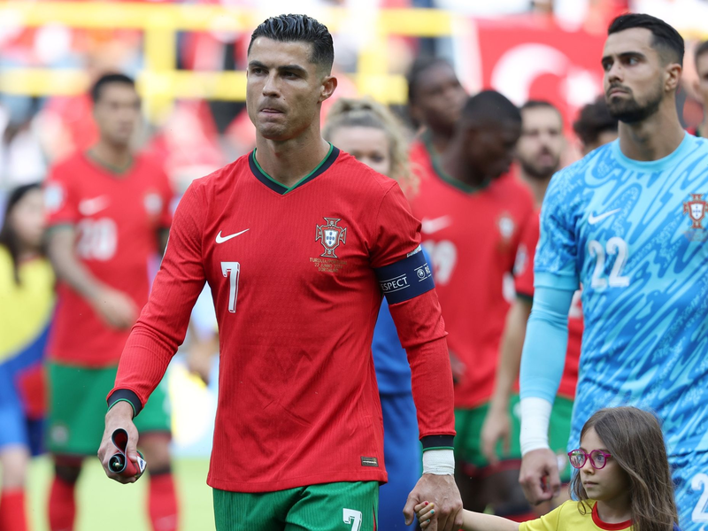 Spielt wohl seine letzte Europameisterschaft: Portugals Cristiano Ronaldo. - Foto: Bernd Thissen/dpa