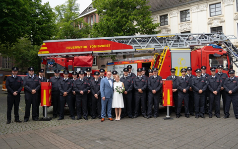 FW Tönisvorst: Gemeinsames Glück besiegelt - Foto: presseportal.de