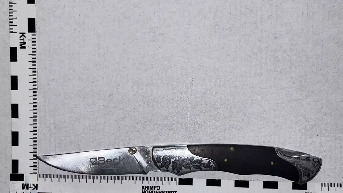 BPOL-H: Bundespolizei Flughafen Hannover: Verbotenes Messer führt zur Strafanzeige - Bild: presseportal.de
