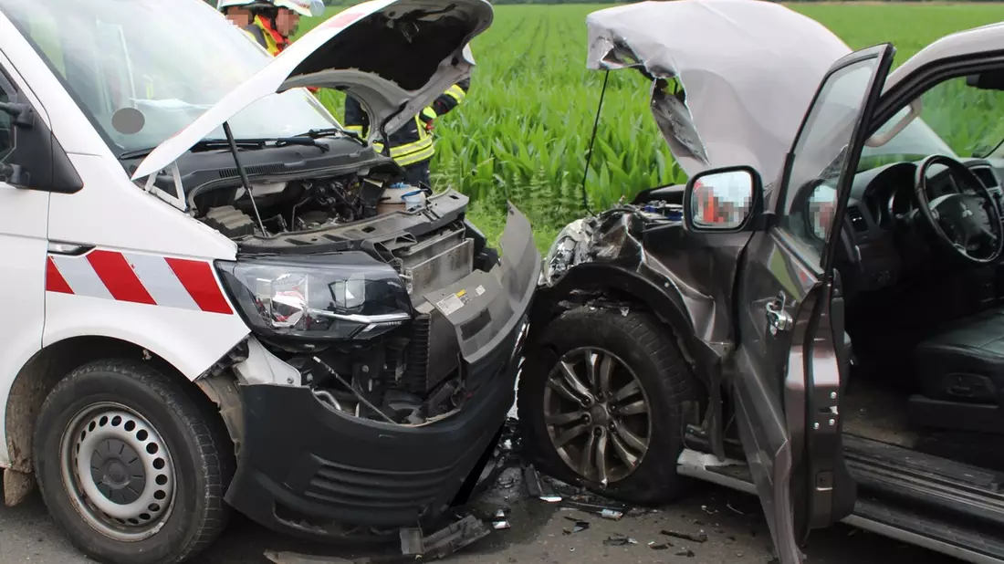 POL-MI: Zwei Personen nach Vekehrsunfall auf Clus verletzt - Bild: presseportal.de