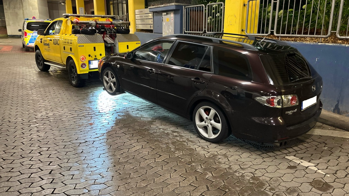 POL-BO: Polizei löst Tuning-Treffen auf - Fahrzeug sichergestellt - Foto: presseportal.de