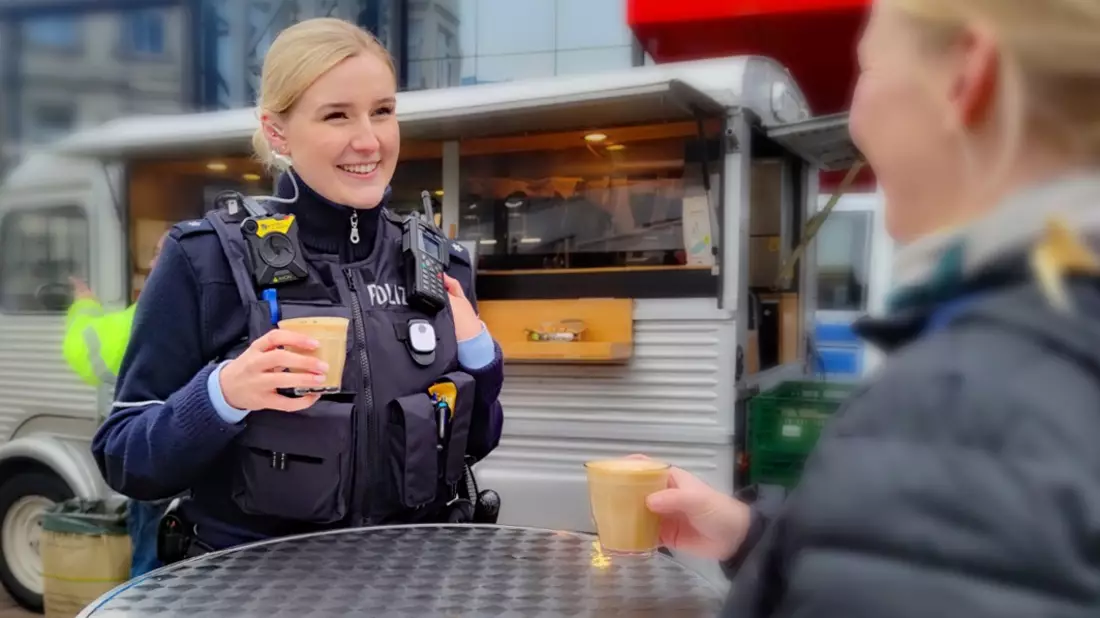 POL-RE: Dorsten: Polizei lädt zu Coffee with a cop mit Innenminister Reul ein - Bild: presseportal.de