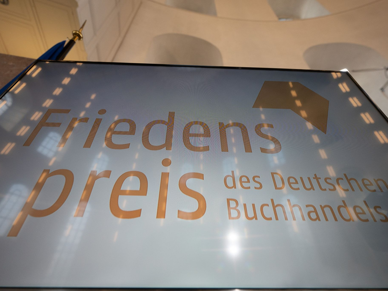 Der Friedenspreis des Deutschen Buchhandels geht in diesem Jahr an die Historikerin Anne Applebaum. - Foto: Sebastian Gollnow/dpa