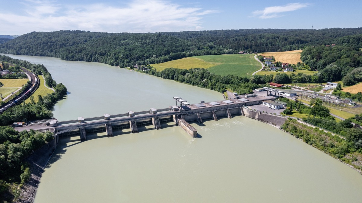 Grüner Strom für WACKER Chemie aus bayrischer Wasserkraft von VERBUND - Foto: presseportal.de