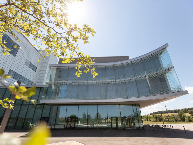Biogens nachhaltiger Standort in Solothurn: Auszeichnungen für europäische Produktionsstätte / Schweizer Anlage international mit den Nachhaltigkeitszertifikaten ISO und My Green Lab ausgezeichnet - Foto: presseportal.de