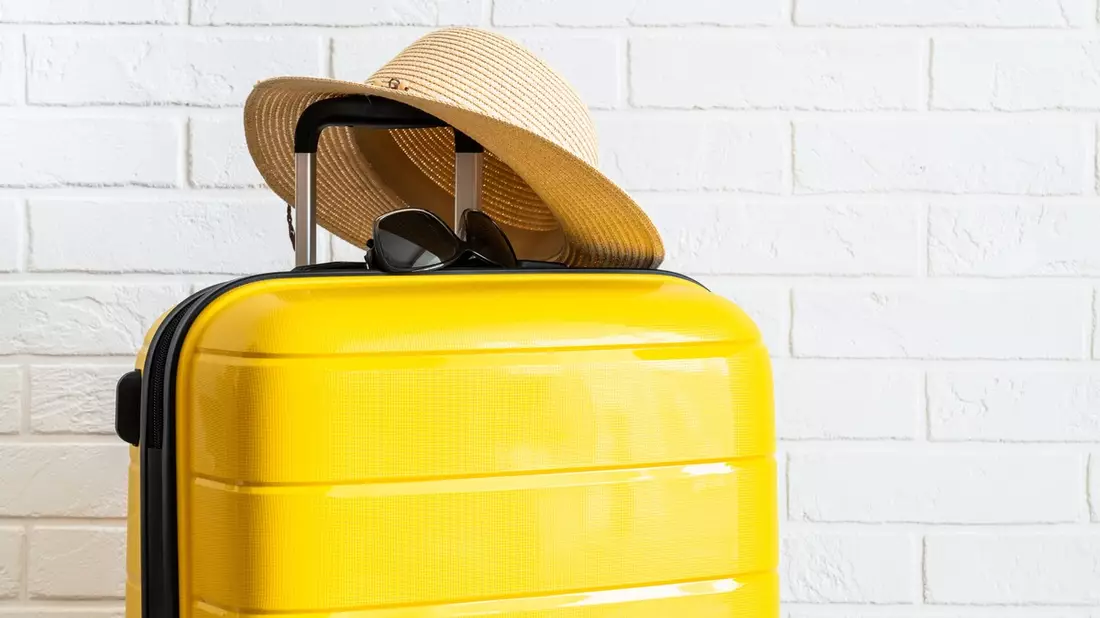 Ob Bayerischer Wald, Balearen oder Bali / Im Urlaub Mücken lieber auf Abstand halten - Bild: presseportal.de