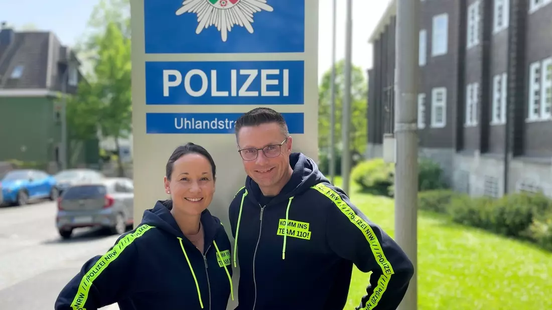 POL-BO: Fachoberschule Polizei (FOS) - Informationsveranstaltung für Schülerinnen und Schüler im Polizeipräsidium Bochum - Bild: presseportal.de