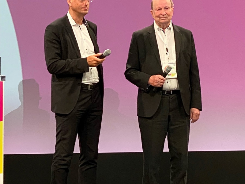 Lokale Inhalte sind Herzstück der Demokratie - Lokalrundfunktage 2024 eröffnet / BLM-Ehrenpreis für Rundfunk-Pionier Gunther Oschmann - Foto: presseportal.de