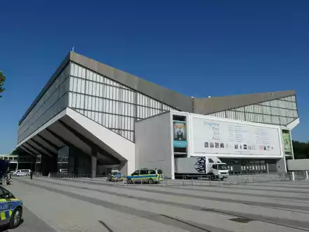 Am kommenden Wochenende veranstaltet die AfD in der Essener Grugehalle ihren Bundesparteitag. - Foto: Helge Toben/dpa