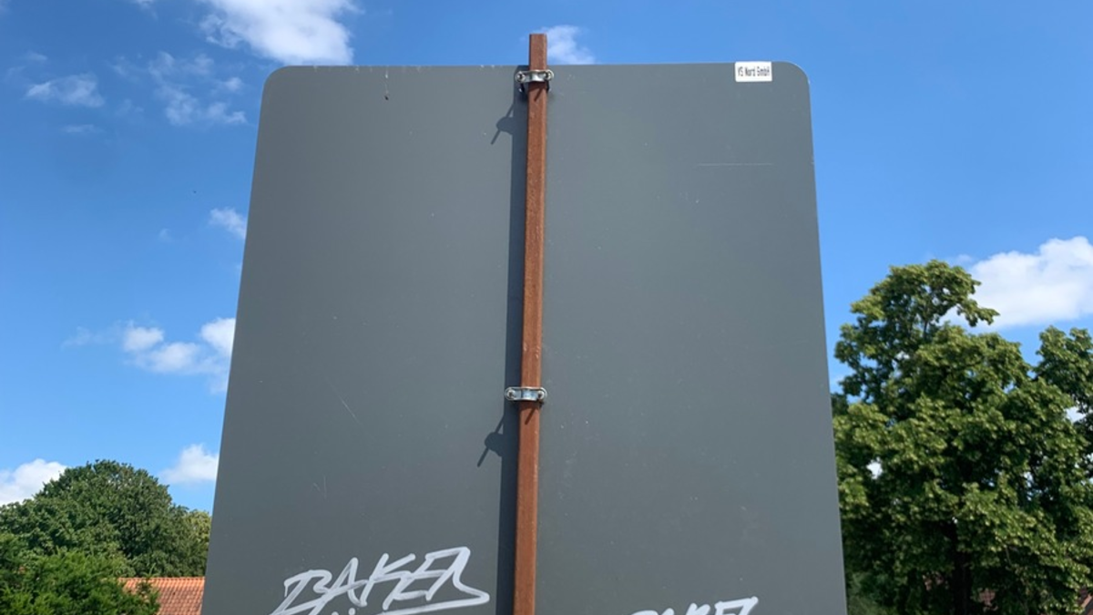 POL-SE: Bad Bramstedt - 18 Anzeigen wegen Sachbeschädigungen an nur einem Tag - Straftäter fallen mit Schmierereien in der Innenstadt auf - Polizei bittet um Zeugenhinweise - Foto: presseportal.de