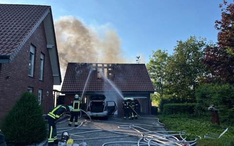 POL-SO: Brand von PKW und Garage - Foto: presseportal.de