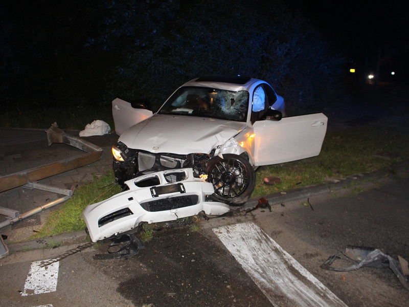 POL-PB: Zwei junge Frauen bei verbotenem Kraftfahrzeugrennen verunglückt - Foto: presseportal.de