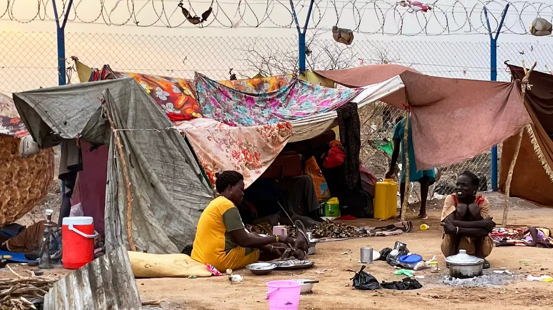 Geflüchtete Frauen aus dem Sudan (Archivbild) - Bild: Eva-Maria Krafczyk/dpa