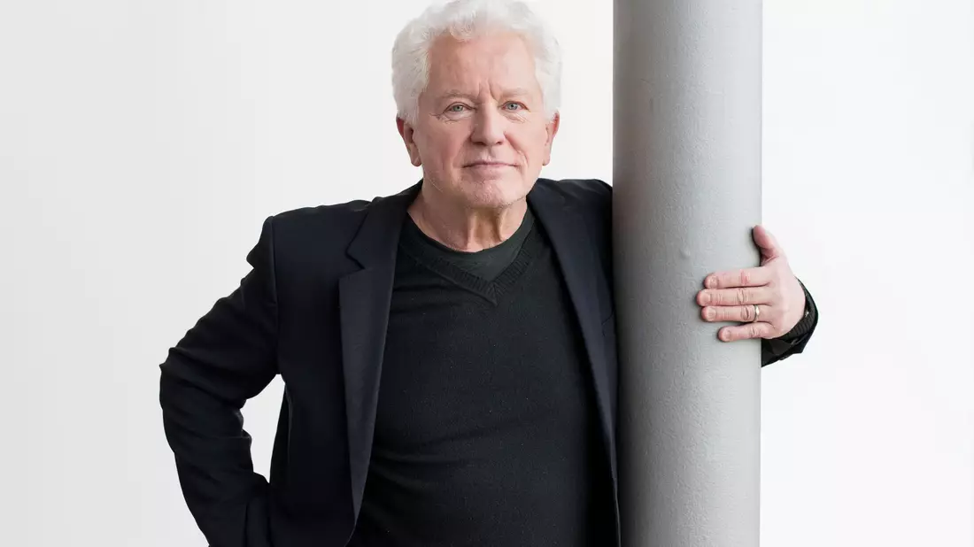 Miroslav Nemec war 35 Jahre in seiner Rolle als Tatortkommissar im Dienst - jetzt wird der Schauspieler 70. - Bild: Tobias Hase/dpa