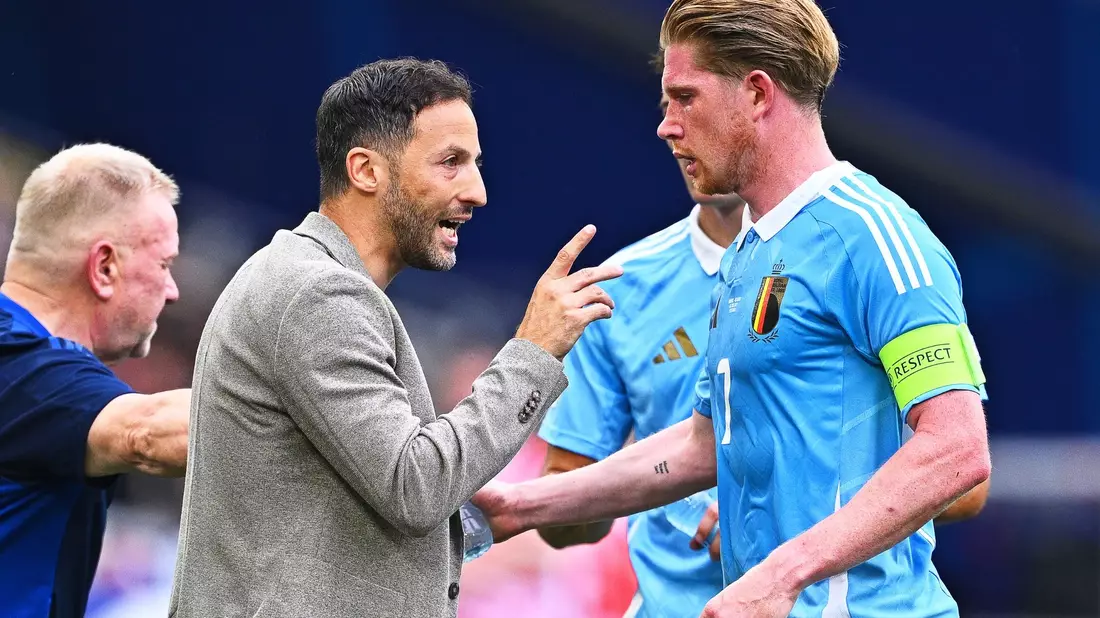 Domenico Tedesco (M) und Belgien standen gegen die Ukraine unter Druck. - Bild: Tom Weller/dpa