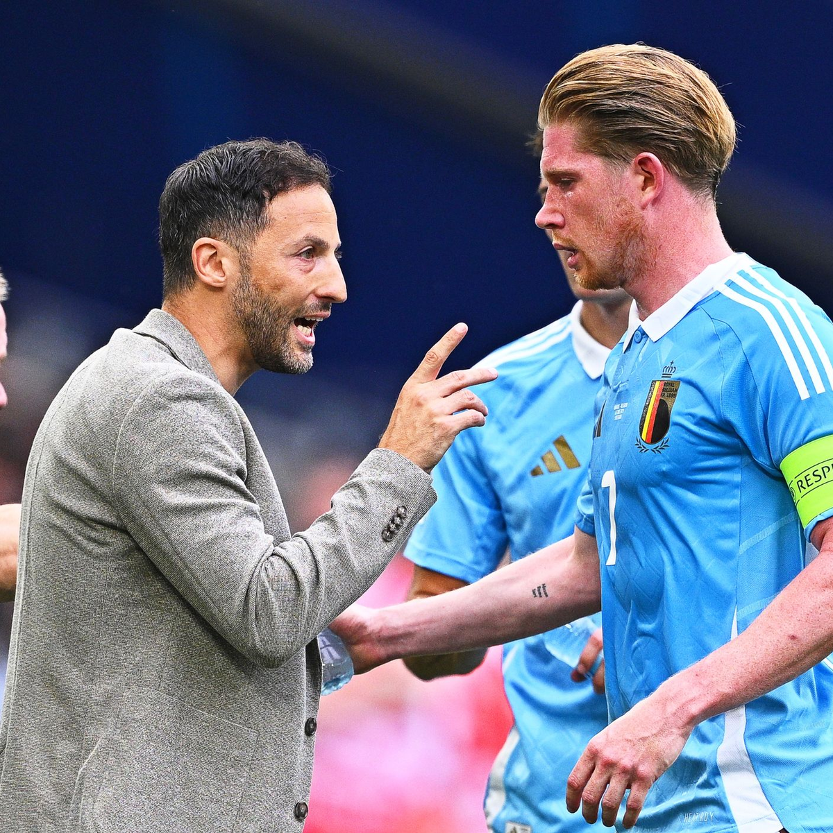 Domenico Tedesco (M) und Belgien standen gegen die Ukraine unter Druck. - Foto: Tom Weller/dpa