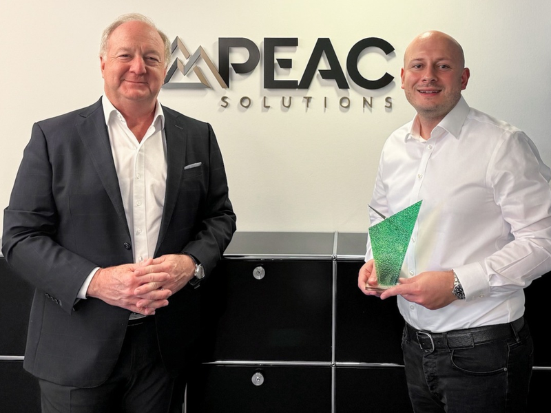 Leasingspezialist PEAC Solutions erhält Auszeichnung auf dem Sustainable Finance Summit - Foto: presseportal.de