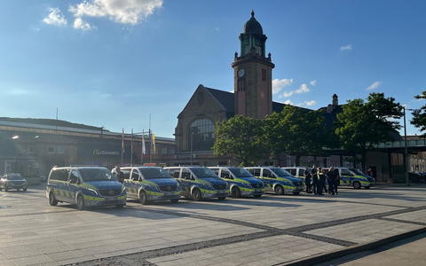 POL-HA: Präsenz während der laufenden EM erhöht - Schwerpunktdienst der Hagener Polizei hat neben dem Hauptbahnhof auch weiterhin die Stadtteile Altenhagen und Wehringhausen im Blick - Foto: presseportal.de
