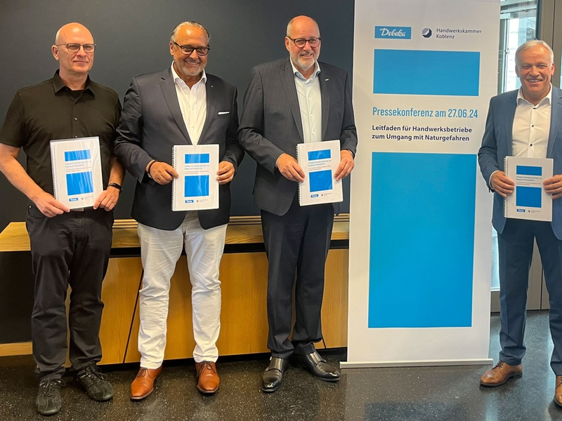 Risikomanagement bei Naturgefahren: Debeka und Handwerkskammer Koblenz präsentieren Leitfaden - Foto: presseportal.de