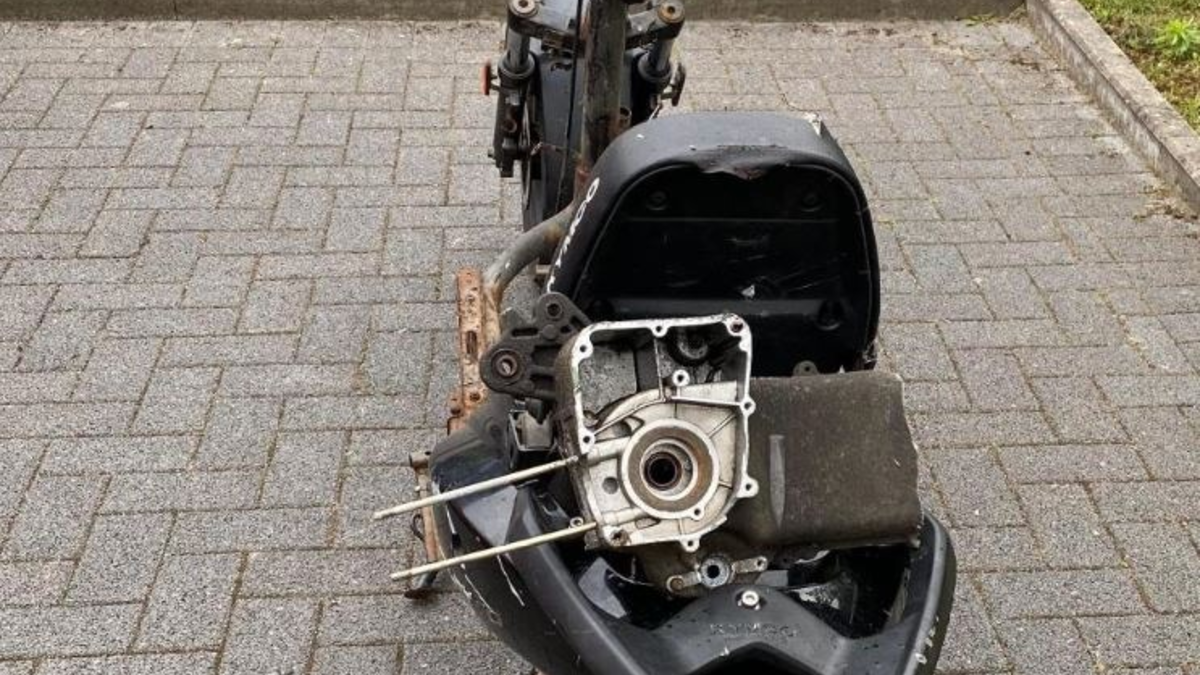 POL-SE: Quickborn - Illegale Müllentsorgung auf KiTa-Gelände - Polizei sucht Zeugen - Foto: presseportal.de