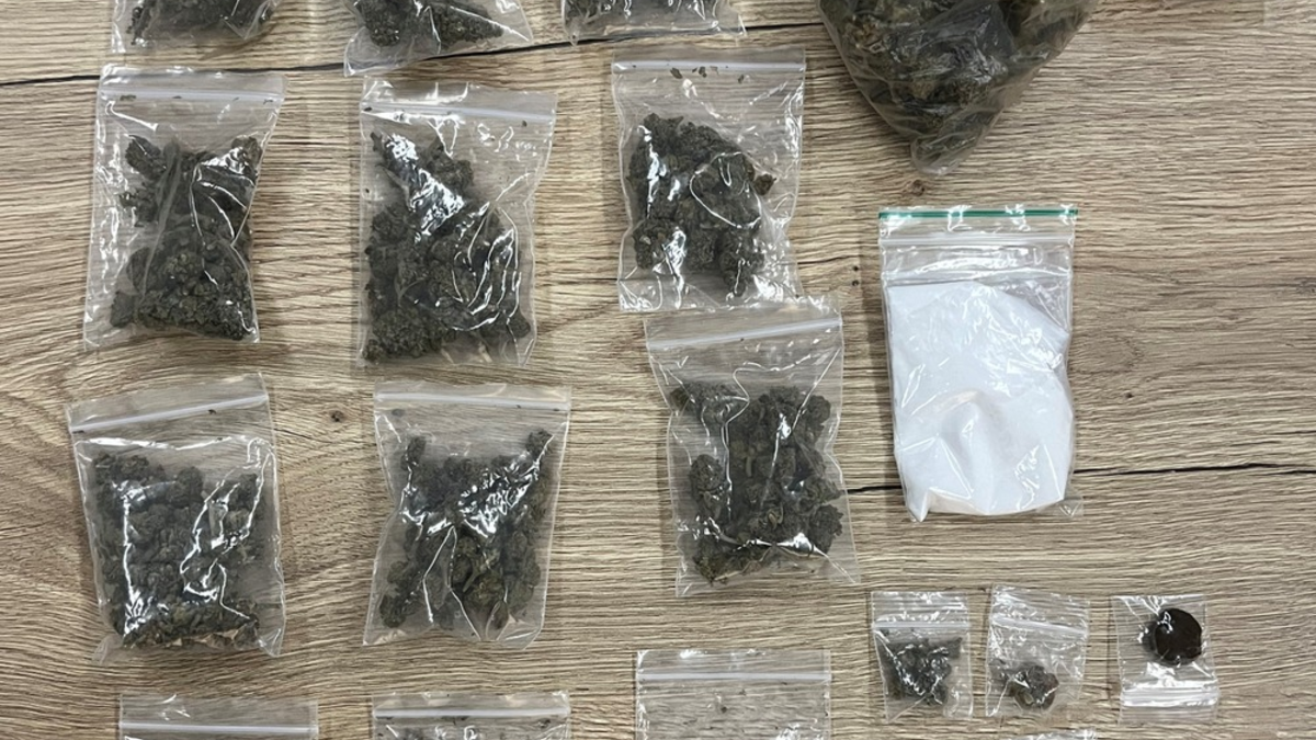 POL-REK: 240627-3: Polizisten stellen Drogen bei Verkehrskontrolle sicher - Foto: presseportal.de