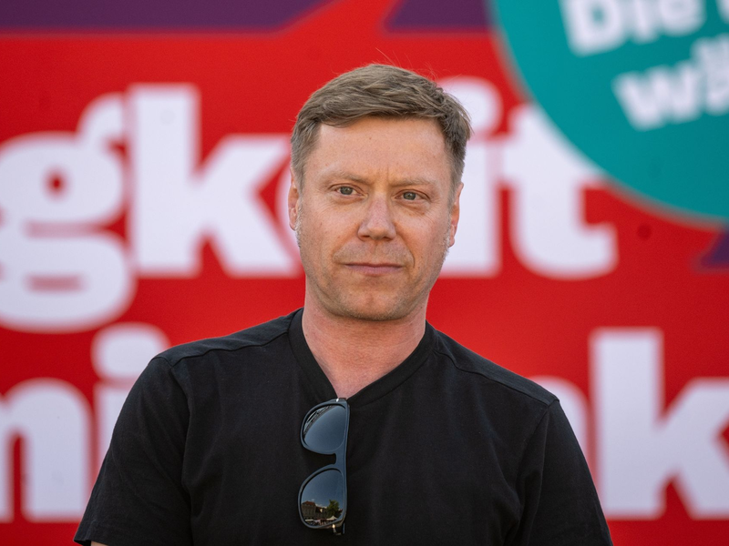 Martin Schirdewan führt die Linke seit zwei Jahren. - Foto: Monika Skolimowska/dpa