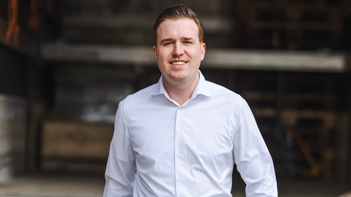 Julian Mannott: Wie Betriebe ihre Mitarbeiter dazu animieren, ihren Arbeitgeber potenziellen Bewerbern aktiv zu empfehlen - Foto: presseportal.de