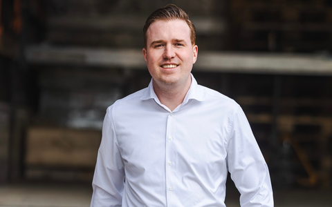 Julian Mannott: Wie Betriebe ihre Mitarbeiter dazu animieren, ihren Arbeitgeber potenziellen Bewerbern aktiv zu empfehlen - Foto: presseportal.de