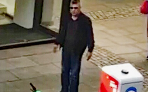 POL-HH: 240628-2. Öffentlichkeitsfahndung nach mutmaßlichem Mittäter zu gefährlicher Körperverletzung in Hamburg-Neustadt - Foto: presseportal.de POL-HH: 240628-2. Öffentlichkeitsfahndung nach mutmaßlichem Mittäter zu gefährlicher Körperverletzung in Hamburg-Neustadt - Foto: presseportal.de