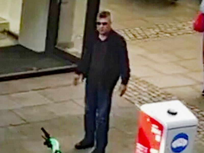 POL-HH: 240628-2. Öffentlichkeitsfahndung nach mutmaßlichem Mittäter zu gefährlicher Körperverletzung in Hamburg-Neustadt - Foto: presseportal.de