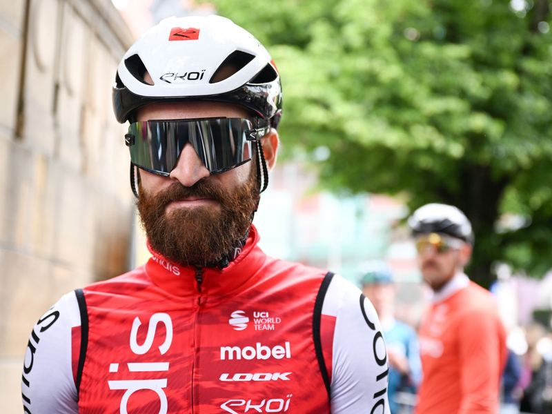 Nach dem Karriereende wartet für Simon Geschke die nächste große Herasuforderung.  - Foto: Bernd Weißbrod/dpa