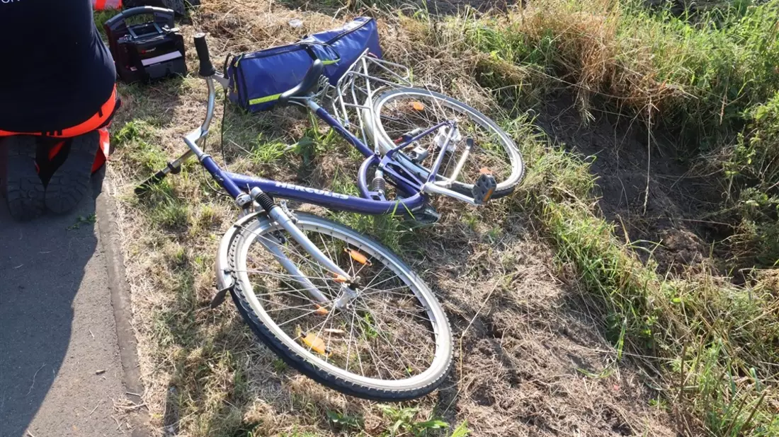 POL-HF: Radfahrerin bei Unfall verletzt- Zusammenstoß beim Abbiegen - Bild: presseportal.de