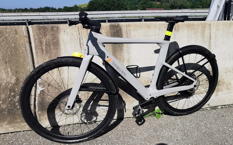 HZA-UL: Zoll erwischt Bulgaren beim Schmuggel von hochwertigen E-Bikes - Foto: presseportal.de