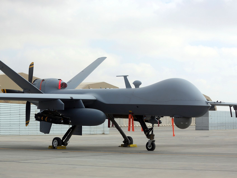 Eine US-amerikanische Drohne vom Typ MQ-9. - Foto: Massoud Hossaini/AP/dpa