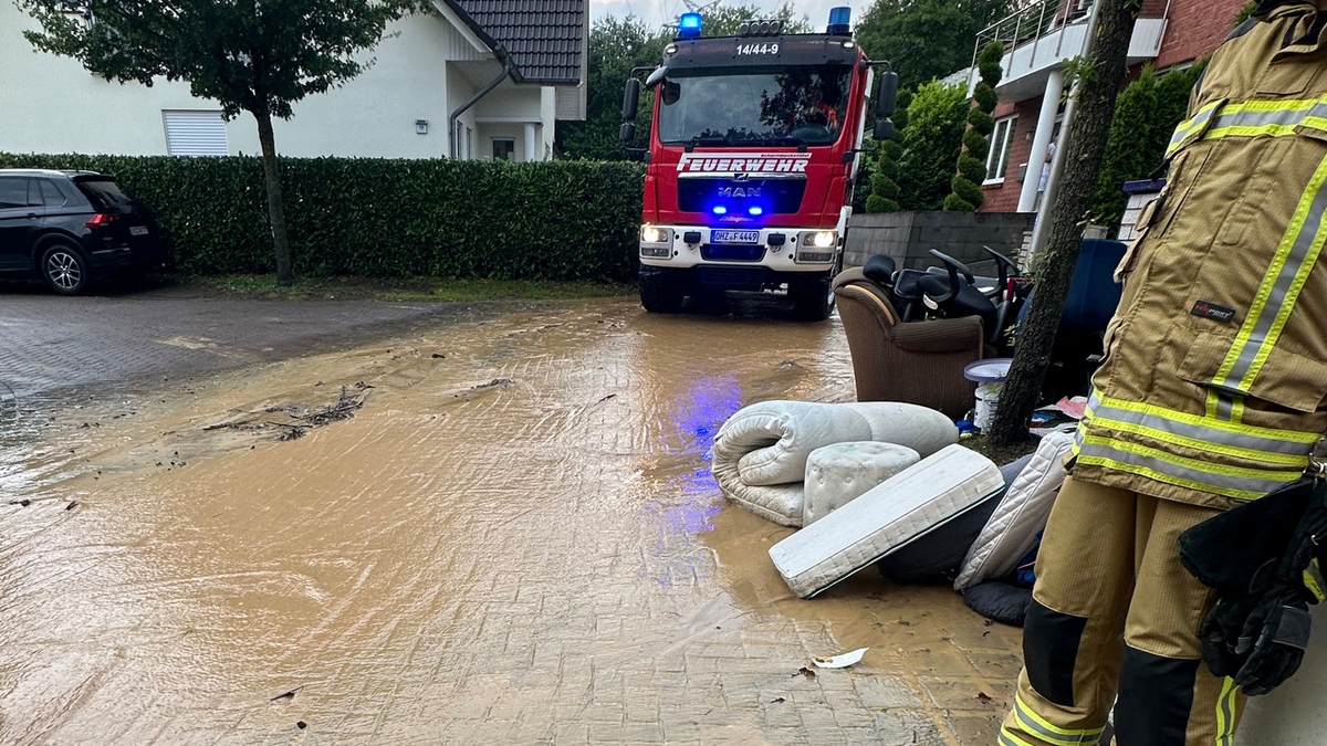 FW Osterholz-Scharm.: Starkregenlage - Foto: presseportal.de
