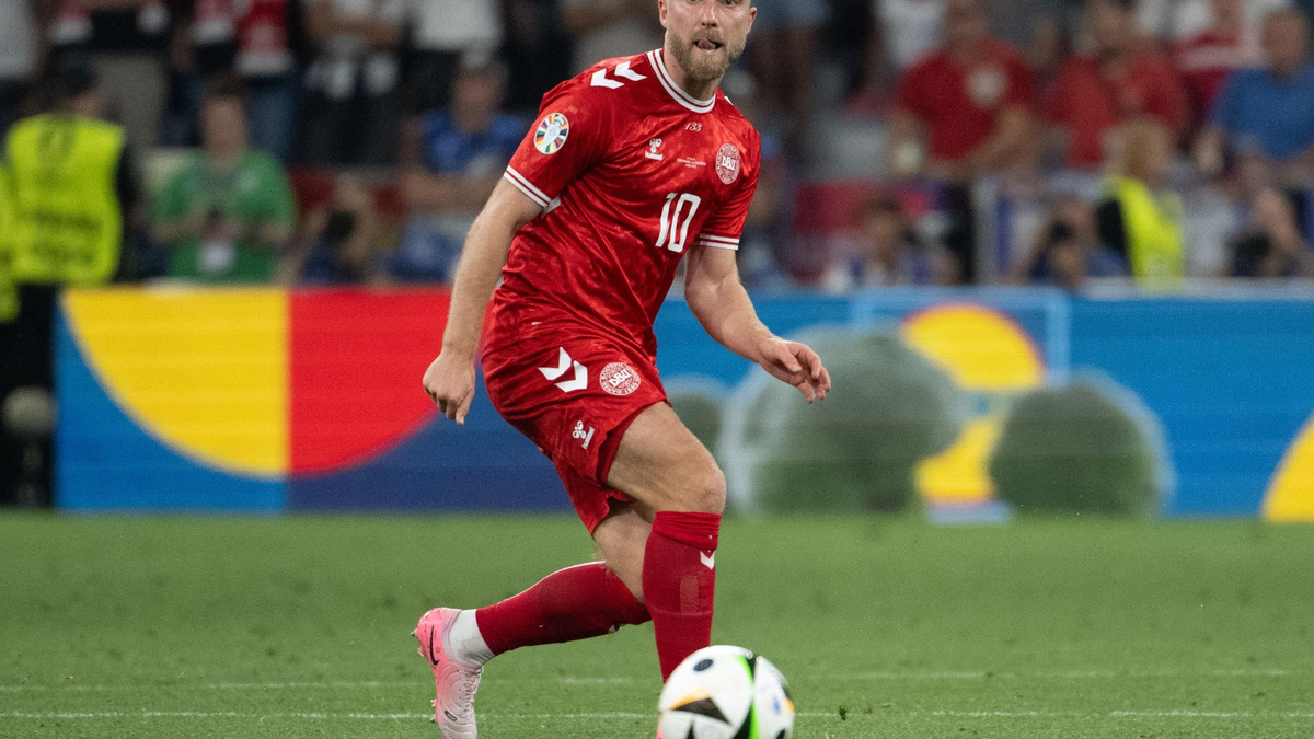 Der Einsatz von Christian Eriksen gegen Deutschland ist gefährdet. - Foto: Sven Hoppe/dpa