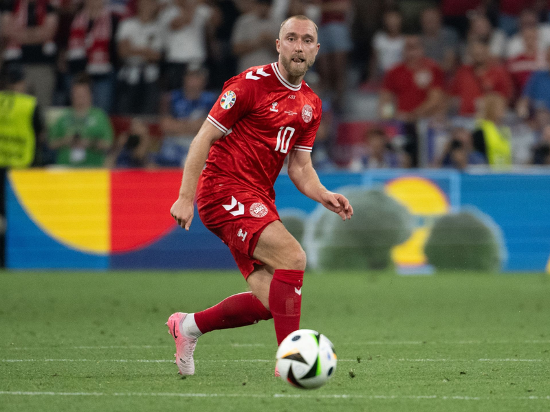 Der Einsatz von Christian Eriksen gegen Deutschland ist gefährdet. - Foto: Sven Hoppe/dpa