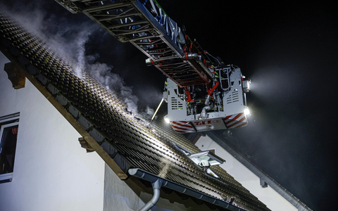 FW-MK: Entstehungsbrand im Dachstuhl - Foto: presseportal.de