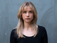 Lena Klenke hat sich in «Perfect Match» in Steffi Graf verwandelt. - Foto: Sven Hoppe/dpa