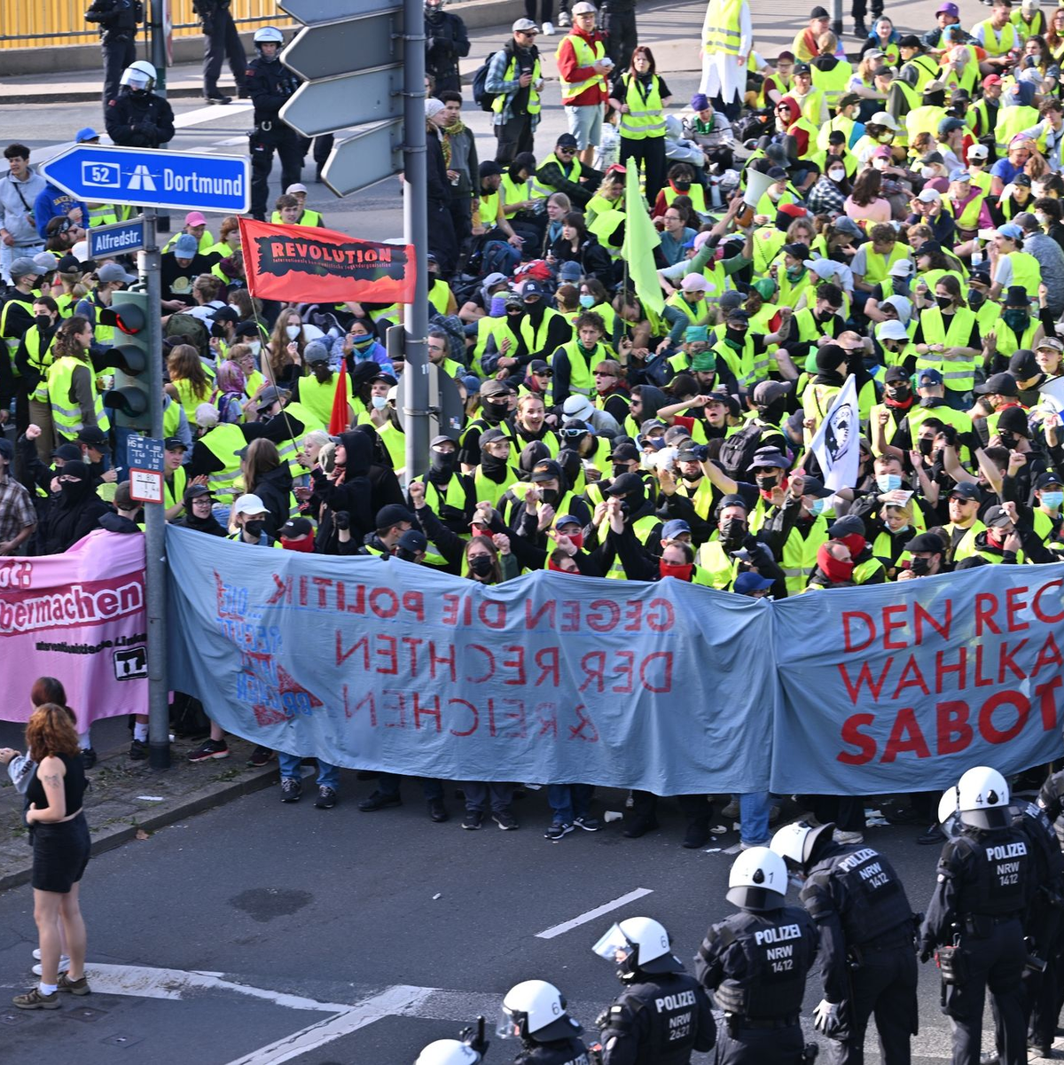 Bis zu 100.000 Demonstranten aus ganz Deutschland und dem Ausland werden in Essen erwartet. - Foto: Henning Kaiser/düa/dpa