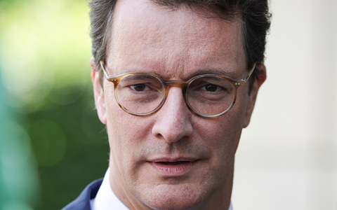 Ministerpräsident Hendrik Wüst: «In Nordrhein-Westfalen ist kein Platz für Hetze, Hass und Rechtsextremismus.» - Foto: Hannes P. Albert/dpa Ministerpräsident Hendrik Wüst: «In Nordrhein-Westfalen ist kein Platz für Hetze, Hass und Rechtsextremismus.» - Foto: Hannes P. Albert/dpa
