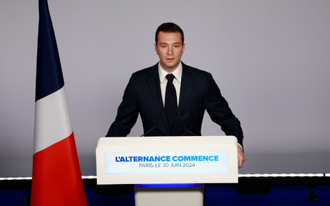 Das linke Lager sieht sich als Wahlsieger und will die Regierung stellen. (Archivbild) - Foto: Aurelien Morissard/AP/dpa