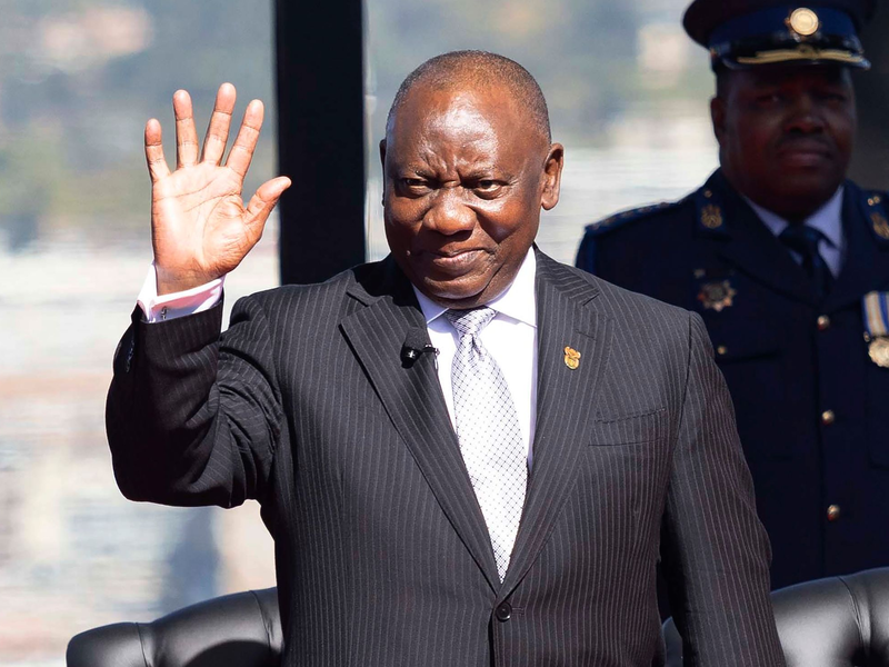 Südafrika hat ein neues Kabinett. Der ANC von Präsident Cyril Ramaphosa behält 20 von 32 Ministerposten. - Foto: Kim Ludbrook/Pool EPA/AP