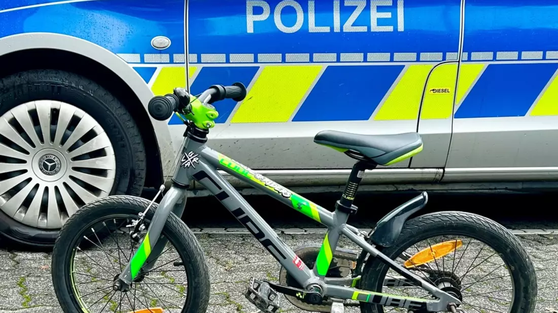 POL-SI: Graues Kinderfahrrad aufgefunden - Polizei sucht Besitzer - #polsiwi - Bild: presseportal.de